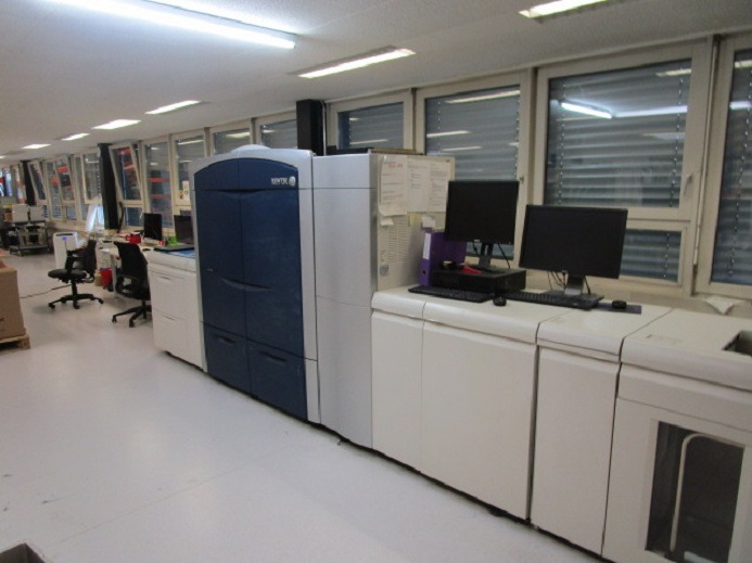XEROX COLORPRESS 1000 / Colour 1000 mit Freeflow Printserver und Clear Toner - מכונת הדפסה דיגיטלית: תמונה 3 XEROX COLORPRESS 1000 / Colour 1000 mit Freeflow Printserver und Clear Toner - מכונת הדפסה דיגיטלית: תמונה 3