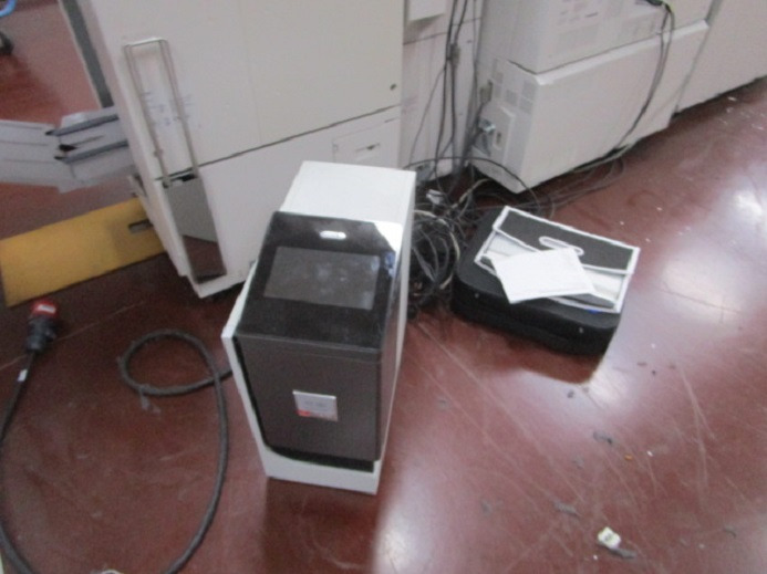 XEROX VERSANT 180 PRESS - מכונת הדפסה דיגיטלית: תמונה 4 XEROX VERSANT 180 PRESS - מכונת הדפסה דיגיטלית: תמונה 4