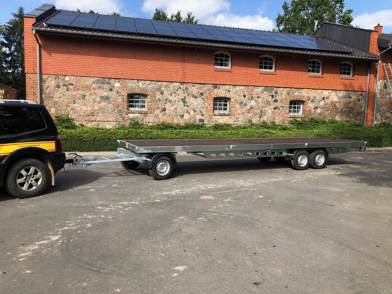 PRZYCZEPA OBROTNICA PLATFORMA 8m 3500 KG / TURNTABLE PLATFORM TRAILER 8m 3500 KG - קרון נגרר צד נופל/ שטוח: תמונה 3 PRZYCZEPA OBROTNICA PLATFORMA 8m 3500 KG / TURNTABLE PLATFORM TRAILER 8m 3500 KG - קרון נגרר צד נופל/ שטוח: תמונה 3