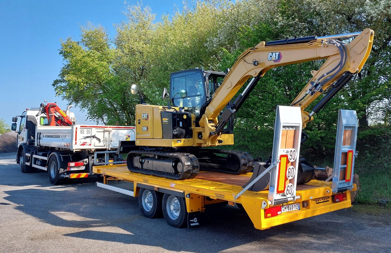 PRZYCZEPA POD KOPARKĘ MINI - MIDI ŁADOWNOŚĆ 8 580 KG GOURDON PEB111 / MINI - MIDI EXCAVATOR TRAILER WITH PAYLOAD 8,580 KG GOURDON PEB111 - קרון נגרר לצמחים: תמונה 2 PRZYCZEPA POD KOPARKĘ MINI - MIDI ŁADOWNOŚĆ 8 580 KG GOURDON PEB111 / MINI - MIDI EXCAVATOR TRAILER WITH PAYLOAD 8,580 KG GOURDON PEB111 - קרון נגרר לצמחים: תמונה 2