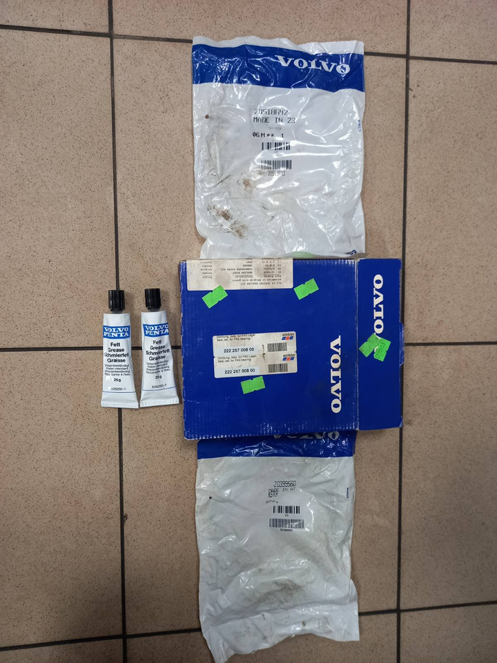 VOLVO; RENAULT FM7; FM10; FM12; FL6; FL7; FL10; FL12; FH12; FH16; MIDLUM; PREMIUM; MAGNUM; KERAX - סרן אחורי: תמונה 4 VOLVO; RENAULT FM7; FM10; FM12; FL6; FL7; FL10; FL12; FH12; FH16; MIDLUM; PREMIUM; MAGNUM; KERAX - סרן אחורי: תמונה 4