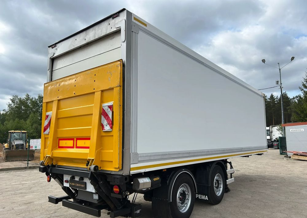 Krone CARRIER VECTOR 1550 / 2 OSIE / 22 PALETY / OŚ SKRĘTNA / WINDA + ROLETA !! - סמיטריילר עם קירור: תמונה 4 Krone CARRIER VECTOR 1550 / 2 OSIE / 22 PALETY / OŚ SKRĘTNA / WINDA + ROLETA !! - סמיטריילר עם קירור: תמונה 4