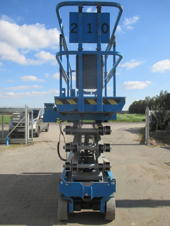 Genie GS 2632 - מעלית מספריים: תמונה 3 Genie GS 2632 - מעלית מספריים: תמונה 3