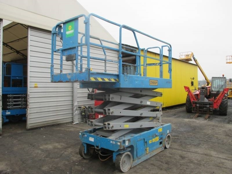 Genie GS 2646 - מעלית מספריים: תמונה 2 Genie GS 2646 - מעלית מספריים: תמונה 2