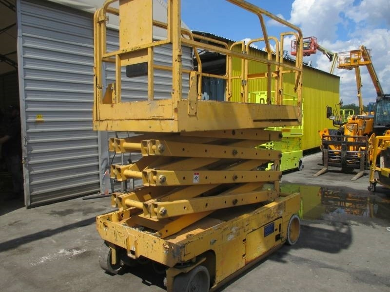 Genie GS 2646 - מעלית מספריים: תמונה 2 Genie GS 2646 - מעלית מספריים: תמונה 2