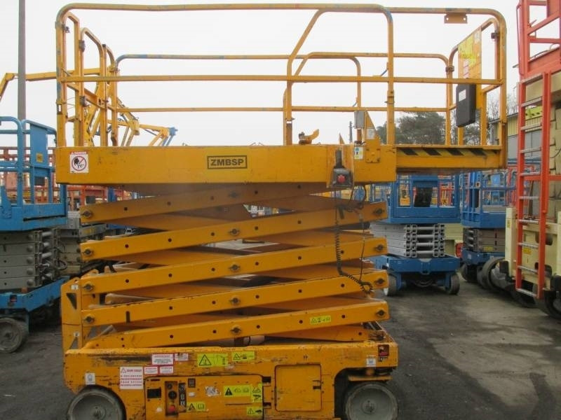Genie GS 3246 - מעלית מספריים: תמונה 5 Genie GS 3246 - מעלית מספריים: תמונה 5