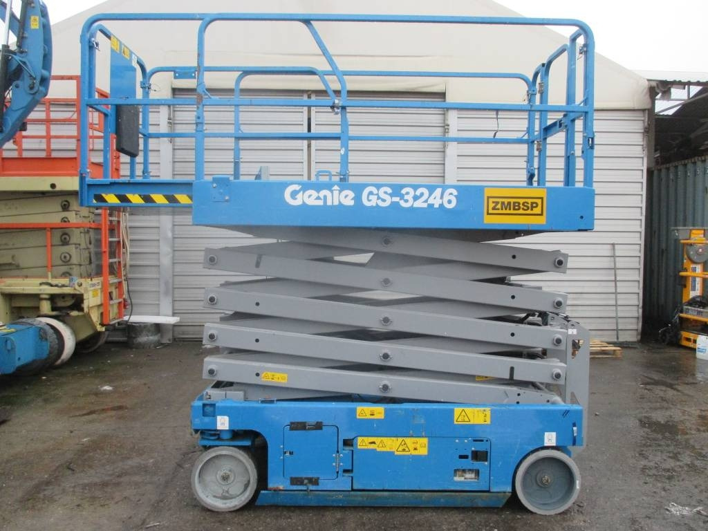 Genie GS 3246 - מעלית מספריים: תמונה 1 Genie GS 3246 - מעלית מספריים: תמונה 1