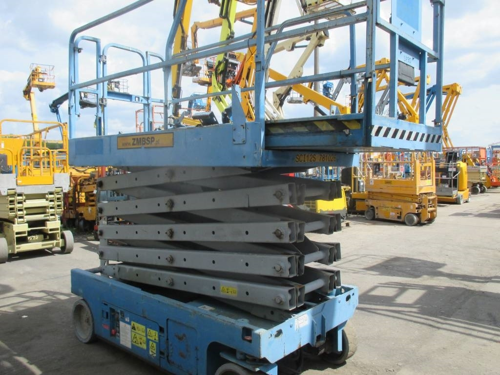 Genie GS 3246 - מעלית מספריים: תמונה 4 Genie GS 3246 - מעלית מספריים: תמונה 4