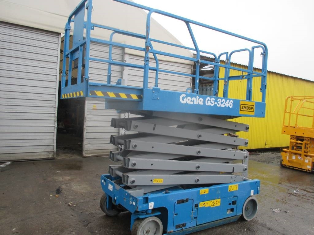 Genie GS 3246  - מעלית מספריים: תמונה 2 Genie GS 3246  - מעלית מספריים: תמונה 2