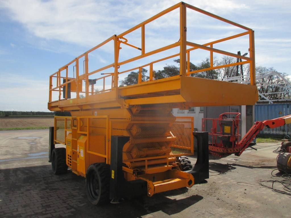 Genie GS 5390 RT - מעלית מספריים: תמונה 5 Genie GS 5390 RT - מעלית מספריים: תמונה 5