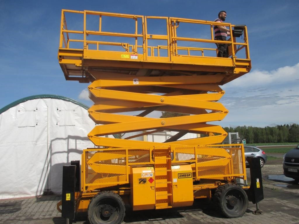 Genie GS 5390 RT - מעלית מספריים: תמונה 1 Genie GS 5390 RT - מעלית מספריים: תמונה 1