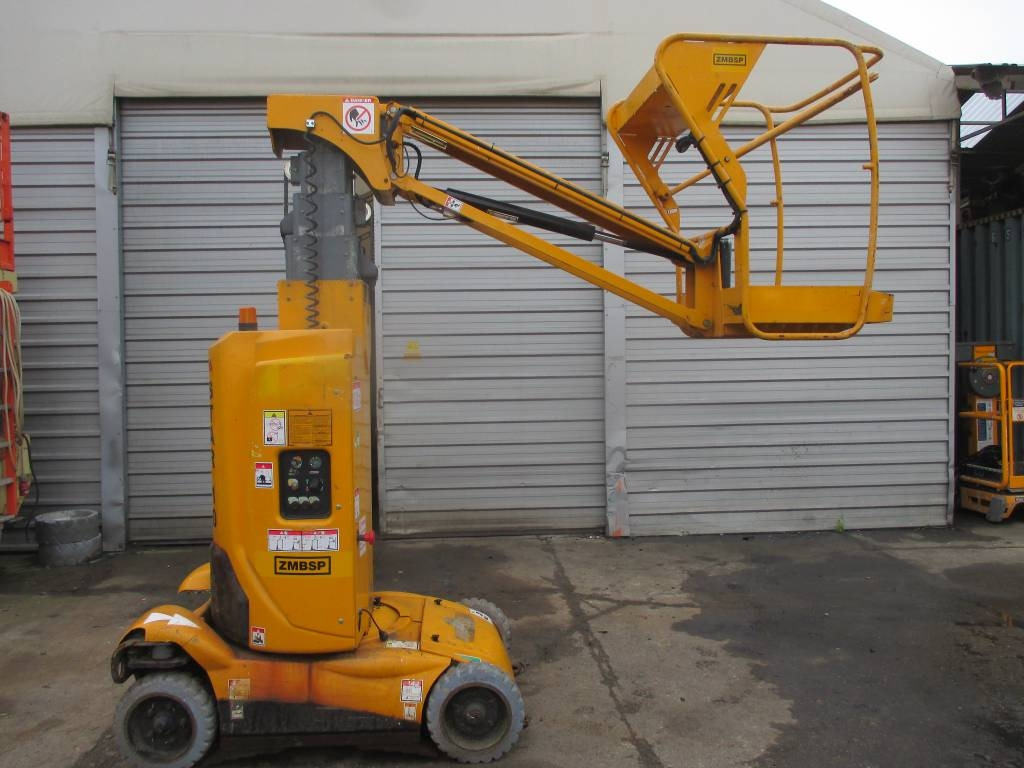 Haulotte Star 10  - מעלית תורן אנכית: תמונה 1 Haulotte Star 10  - מעלית תורן אנכית: תמונה 1