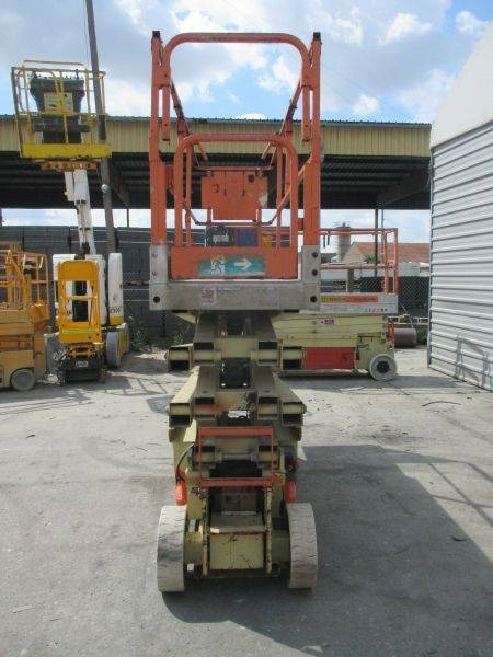 JLG 2030 ES - מעלית מספריים: תמונה 4 JLG 2030 ES - מעלית מספריים: תמונה 4