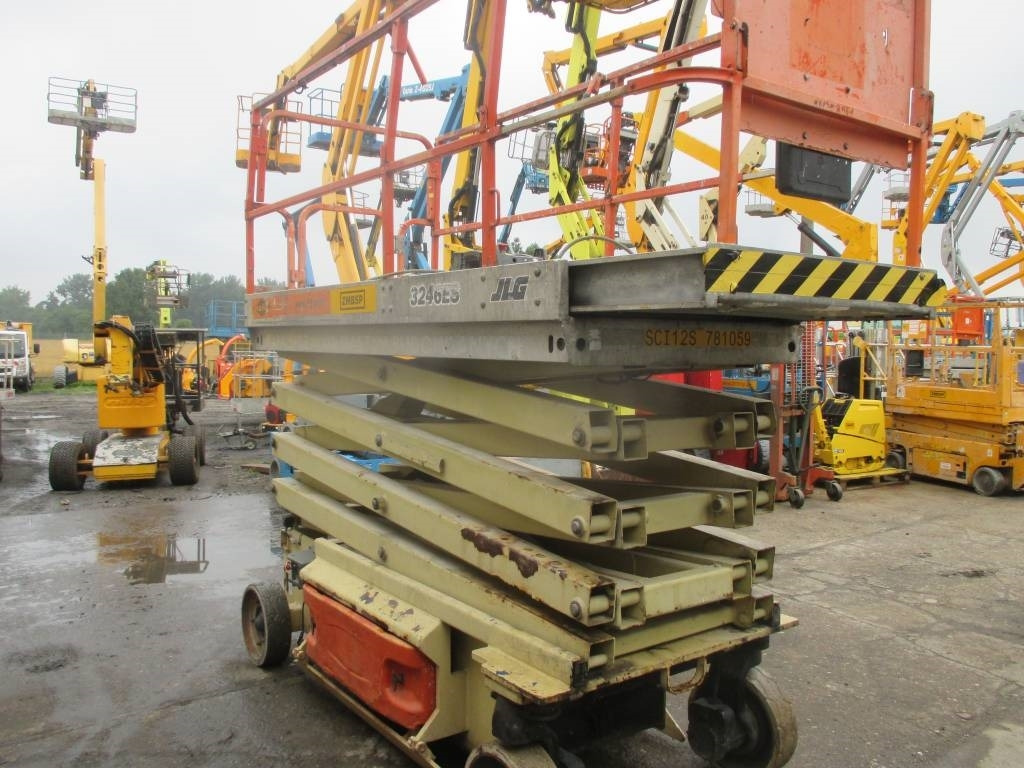 JLG 3246 ES - מעלית מספריים: תמונה 4 JLG 3246 ES - מעלית מספריים: תמונה 4