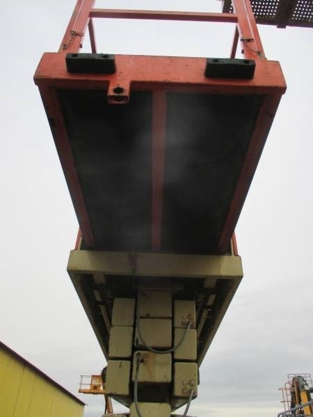 JLG Liftlux 180-12 - מעלית מספריים: תמונה 4 JLG Liftlux 180-12 - מעלית מספריים: תמונה 4