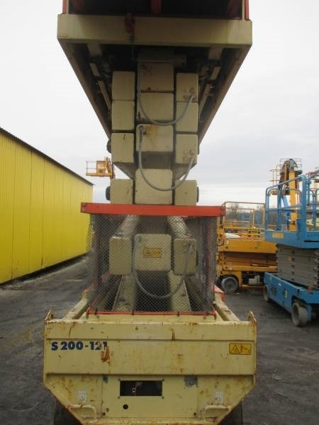 JLG Liftlux 180-12 - מעלית מספריים: תמונה 3 JLG Liftlux 180-12 - מעלית מספריים: תמונה 3