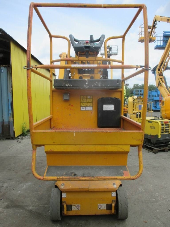 JLG Toucan 8 E - מעלית תורן אנכית: תמונה 3 JLG Toucan 8 E - מעלית תורן אנכית: תמונה 3