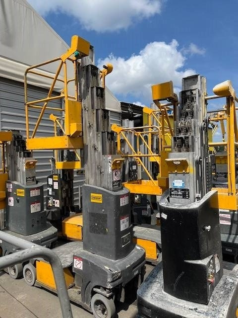 JLG Toucan Junior 8 - מעלית תורן אנכית: תמונה 1 JLG Toucan Junior 8 - מעלית תורן אנכית: תמונה 1