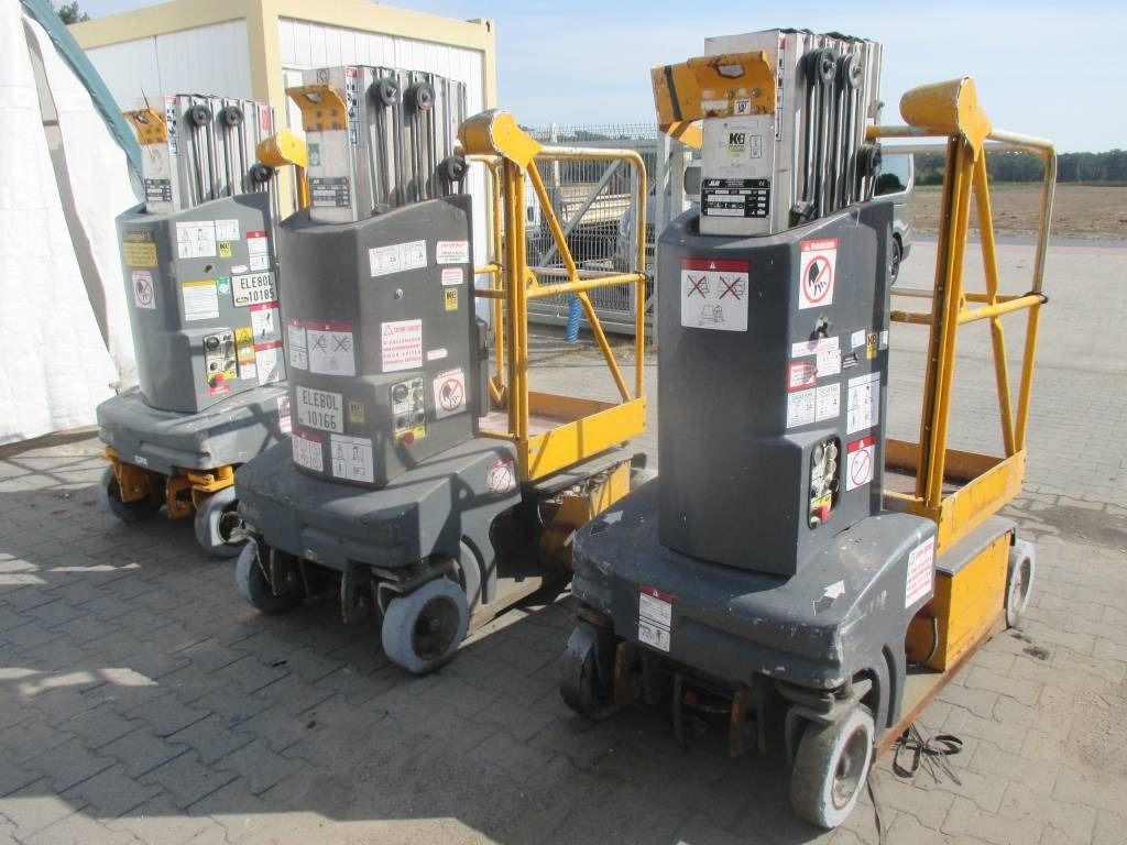 JLG Toucan Junior 8 - מעלית תורן אנכית: תמונה 4 JLG Toucan Junior 8 - מעלית תורן אנכית: תמונה 4