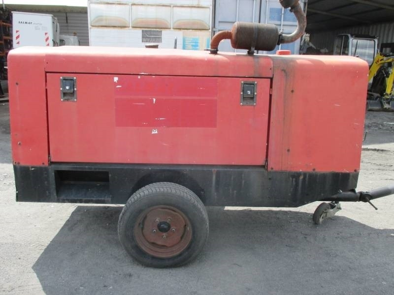 Lincoln E 500 S - ציוד ריתוך: תמונה 2 Lincoln E 500 S - ציוד ריתוך: תמונה 2