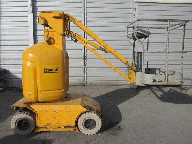 Manitou 105 VJR 2  - מעלית תורן אנכית: תמונה 1 Manitou 105 VJR 2  - מעלית תורן אנכית: תמונה 1