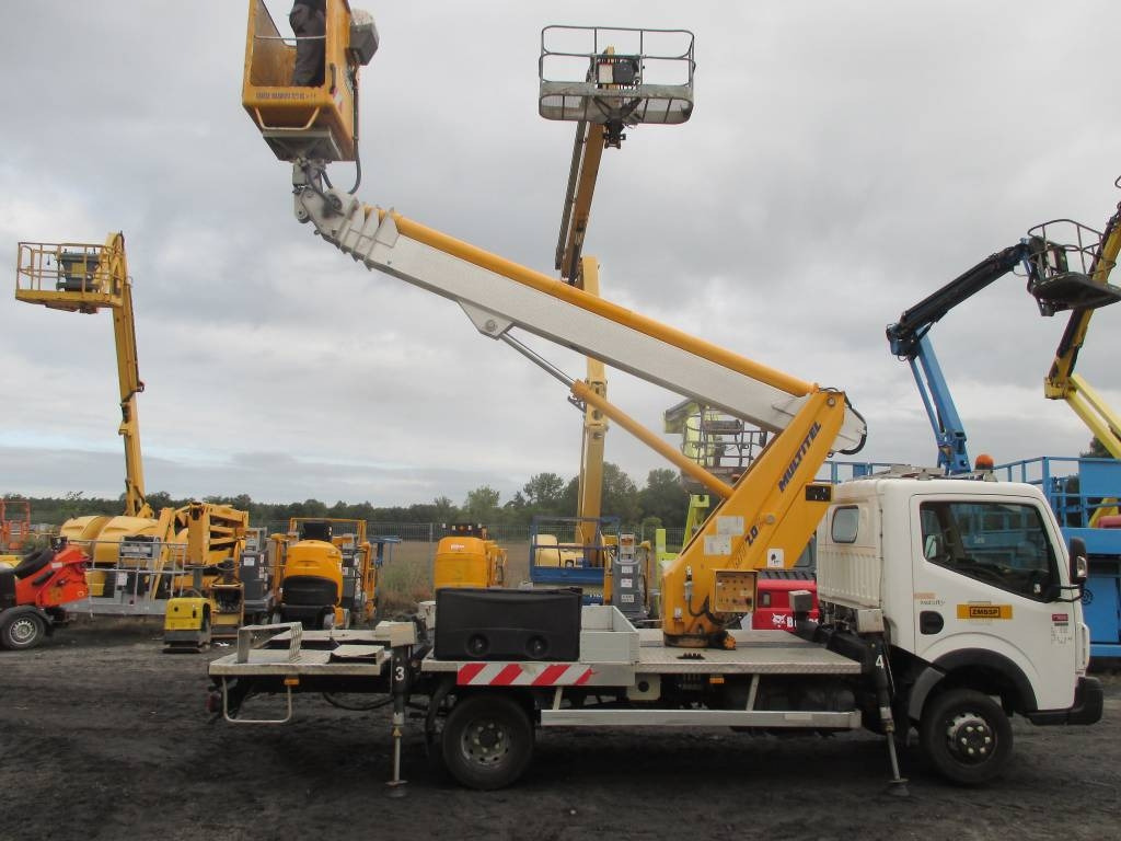 Multitel MT 202 - פלטפורמה אווירית מותקנת על משאית: תמונה 1 Multitel MT 202 - פלטפורמה אווירית מותקנת על משאית: תמונה 1