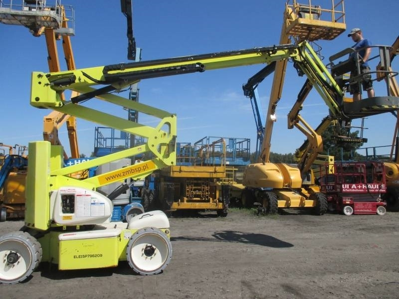 Niftylift HR 15 N D E - זרוע מרפקי: תמונה 1 Niftylift HR 15 N D E - זרוע מרפקי: תמונה 1