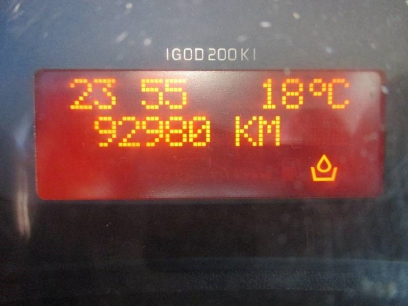 VERSALIFT TIME ETL32 - פלטפורמה אווירית מותקנת על משאית: תמונה 5 VERSALIFT TIME ETL32 - פלטפורמה אווירית מותקנת על משאית: תמונה 5