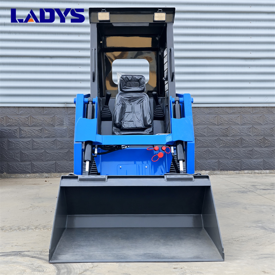 LADYS LA670 Skid Steer Euro 5/Epa Engine Kubota Mini Small Skid Steer Loader For Sale - מעמיס היגוי החלקה: תמונה 5 LADYS LA670 Skid Steer Euro 5/Epa Engine Kubota Mini Small Skid Steer Loader For Sale - מעמיס היגוי החלקה: תמונה 5
