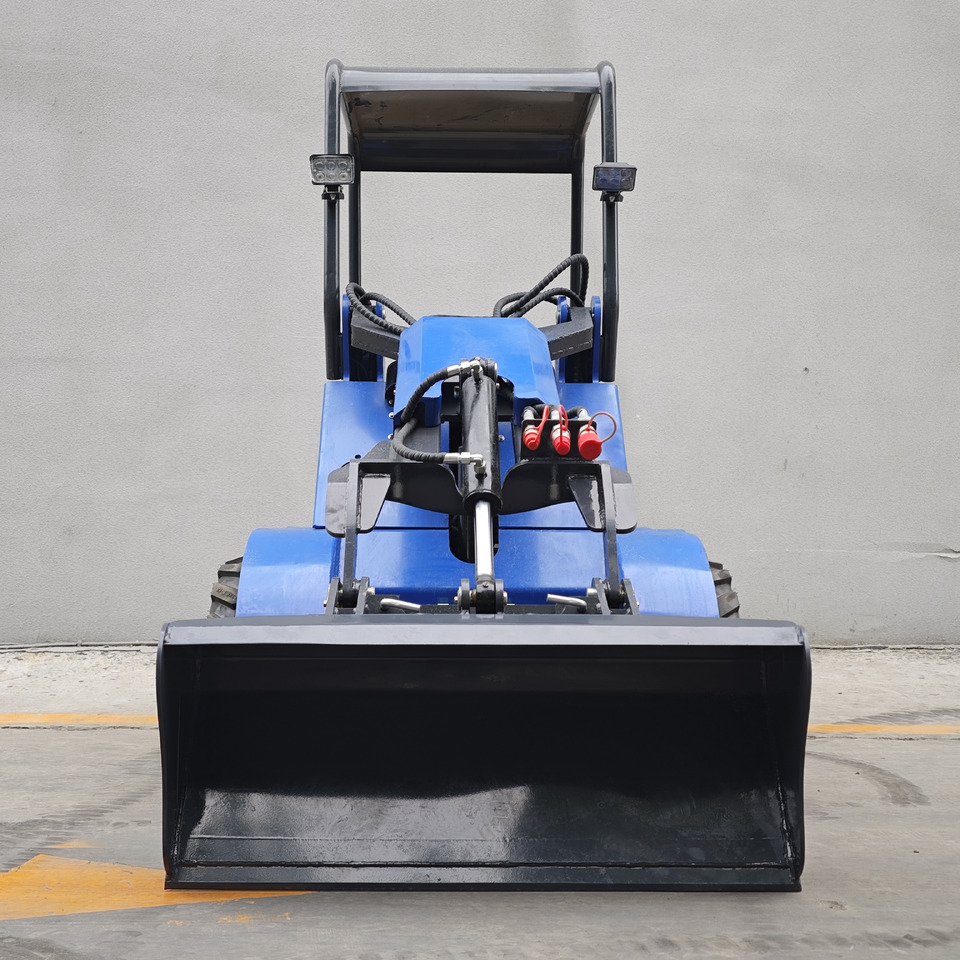 LEZUM Free Shipping Mini Skid Steer Loader Compact Track Electric/Diesel Chinese Mini Skid Steer Loader For Sale With Mini Skid Steer Attachments 4 In 1 Bucket - מעמיס היגוי החלקה: תמונה 4 LEZUM Free Shipping Mini Skid Steer Loader Compact Track Electric/Diesel Chinese Mini Skid Steer Loader For Sale With Mini Skid Steer Attachments 4 In 1 Bucket - מעמיס היגוי החלקה: תמונה 4