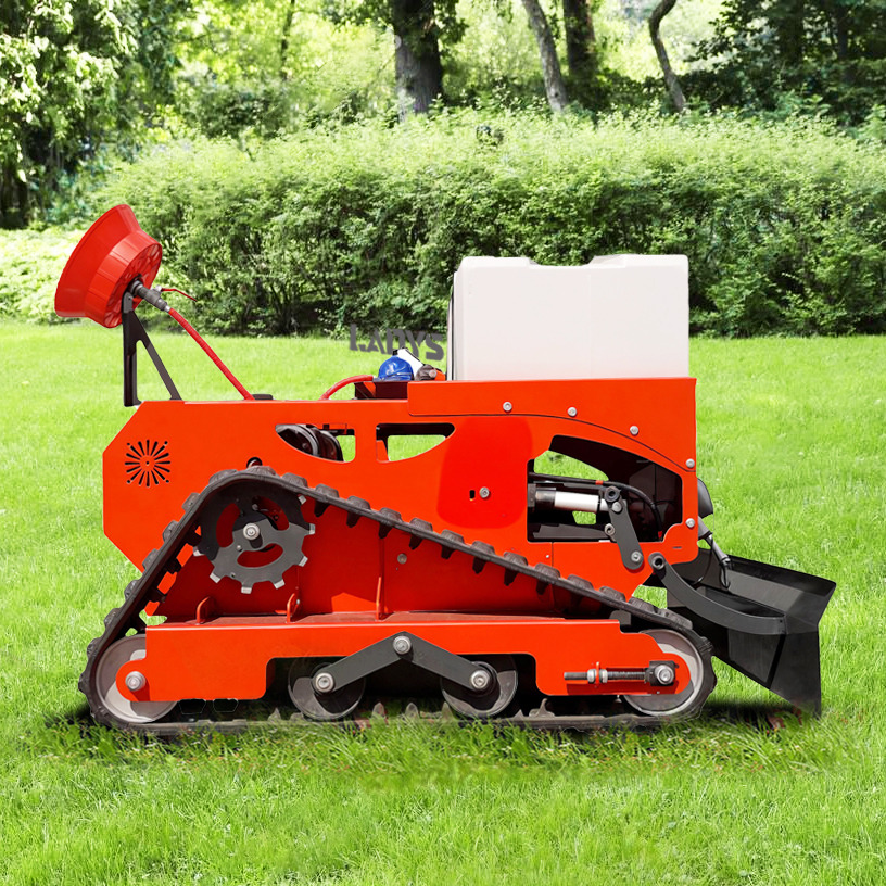 LEZUM LD1000 Multi-function remote control lawn mower Track crawler gasoline gas All-terrain Agricultural Sprayers Pesticide spraying lawn mower for sale - מכסחת גינה: תמונה 4 LEZUM LD1000 Multi-function remote control lawn mower Track crawler gasoline gas All-terrain Agricultural Sprayers Pesticide spraying lawn mower for sale - מכסחת גינה: תמונה 4