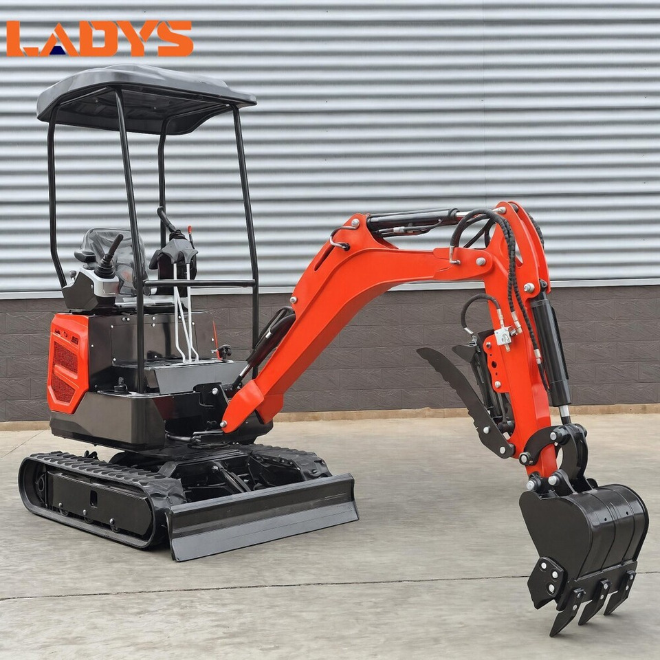 LADYS Mini Excavator Digger Miniexcavadora EPA Kubota Engine Chinese LADYS DY18 Mini Excavator For Sale With Mini Excavator Attachment Set - מיני מחפר: תמונה 5 LADYS Mini Excavator Digger Miniexcavadora EPA Kubota Engine Chinese LADYS DY18 Mini Excavator For Sale With Mini Excavator Attachment Set - מיני מחפר: תמונה 5