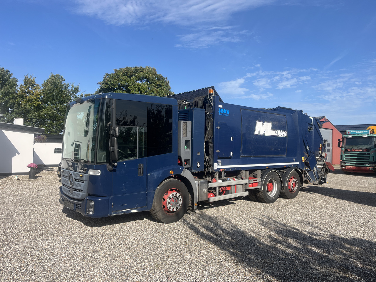 MERCEDES-BENZ 2630 2 camber - משאית אשפה: תמונה 1 MERCEDES-BENZ 2630 2 camber - משאית אשפה: תמונה 1