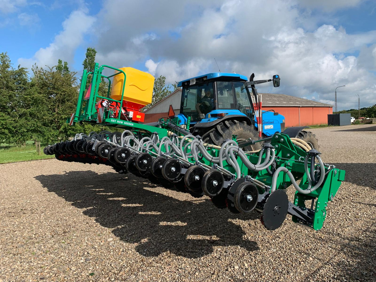 GST ROW SEEDER 12 - מקדחת זרעים: תמונה 1 GST ROW SEEDER 12 - מקדחת זרעים: תמונה 1
