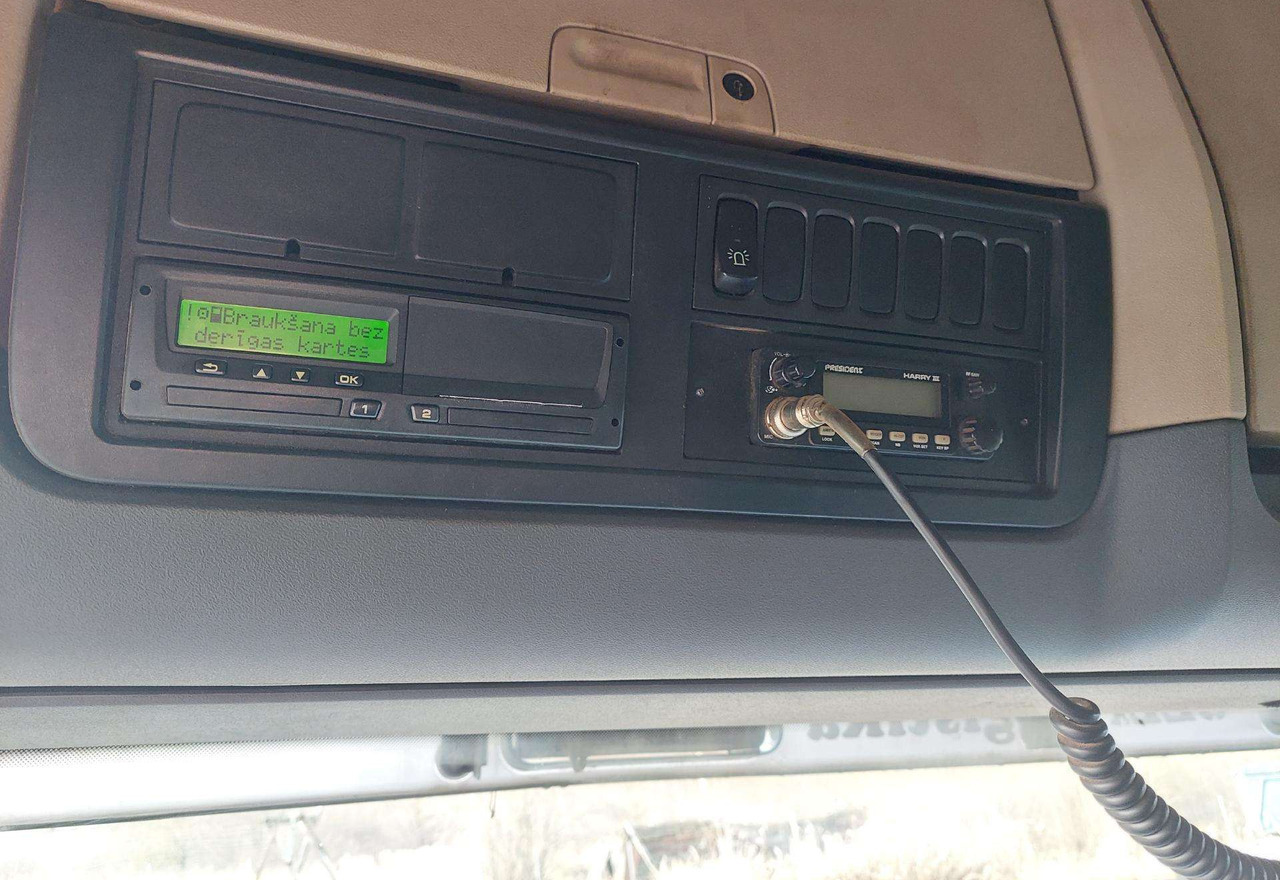 משאית עץ, משאית מנוף עבור הובלה של עץ Scania G480: תמונה 23