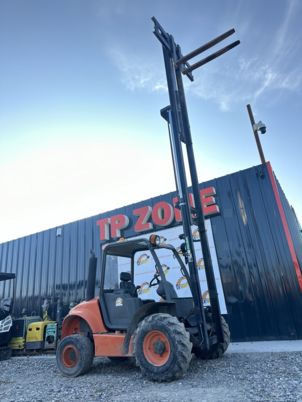 Ausa C200HX4 4X4 à 17900 € HT - מלגזת שטח קשה: תמונה 3 Ausa C200HX4 4X4 à 17900 € HT - מלגזת שטח קשה: תמונה 3