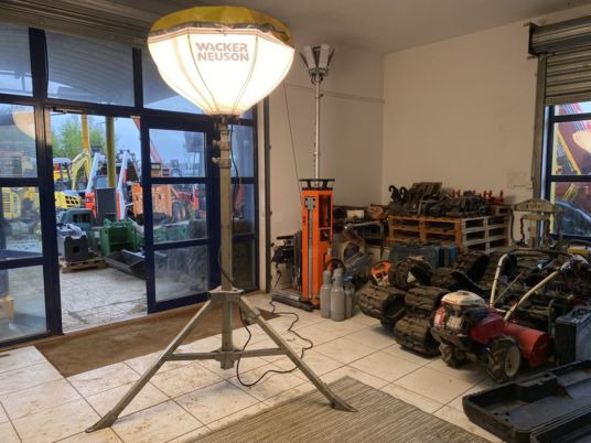 Ballon d’éclairage pour chantier - ציוד בנייה: תמונה 1 Ballon d’éclairage pour chantier - ציוד בנייה: תמונה 1