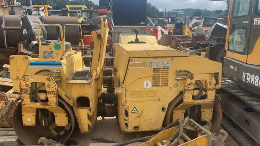 Bitelli Caterpillar DTV325 1M20 - רולר: תמונה 1 Bitelli Caterpillar DTV325 1M20 - רולר: תמונה 1