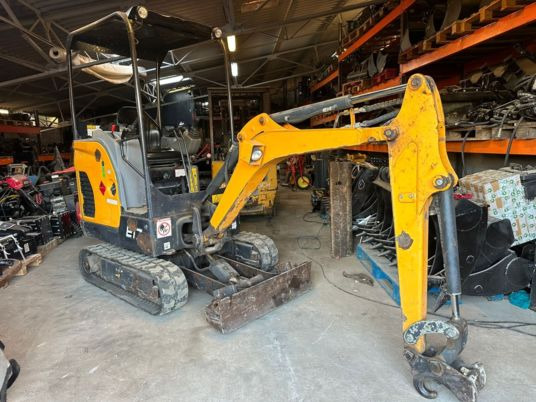 Bobcat E17 à 14 900 € HT - מיני מחפר: תמונה 5 Bobcat E17 à 14 900 € HT - מיני מחפר: תמונה 5