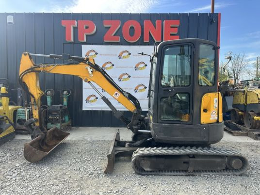 Bobcat E35 Cabine à 20500 € HT - מיני מחפר: תמונה 2 Bobcat E35 Cabine à 20500 € HT - מיני מחפר: תמונה 2