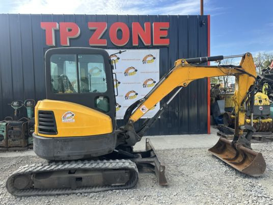 Bobcat E35 Cabine à 20500 € HT - מיני מחפר: תמונה 5 Bobcat E35 Cabine à 20500 € HT - מיני מחפר: תמונה 5