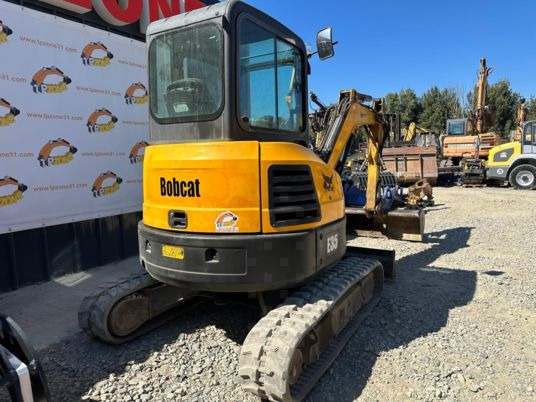 Bobcat E35 Cabine à 22500 € HT - מיני מחפר: תמונה 5 Bobcat E35 Cabine à 22500 € HT - מיני מחפר: תמונה 5