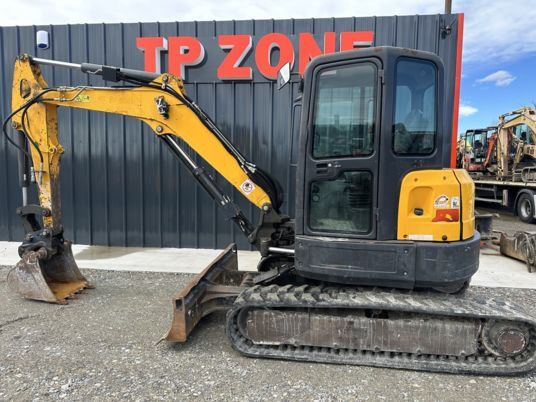 Bobcat E50 - מיני מחפר: תמונה 2 Bobcat E50 - מיני מחפר: תמונה 2