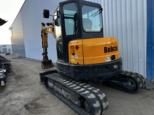 Bobcat E50 - מיני מחפר: תמונה 2 Bobcat E50 - מיני מחפר: תמונה 2