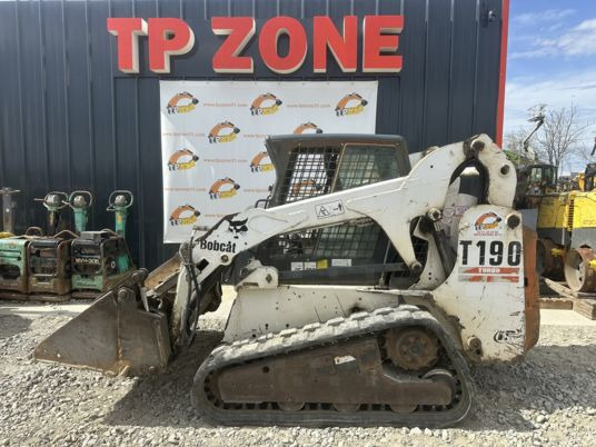Bobcat T190 à 18500 € HT - מעמיס רצועות קומפקטי: תמונה 2 Bobcat T190 à 18500 € HT - מעמיס רצועות קומפקטי: תמונה 2