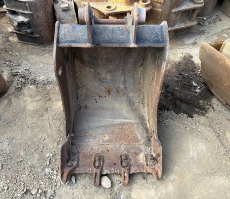 Godet attache jcb pour pelle de 5T à 9T - דלי מחפר: תמונה 1 Godet attache jcb pour pelle de 5T à 9T - דלי מחפר: תמונה 1