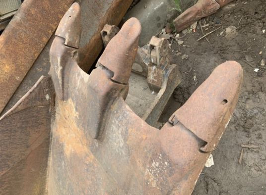 דלי מחפר Godet pour pelle de 8T à 12T: תמונה 6