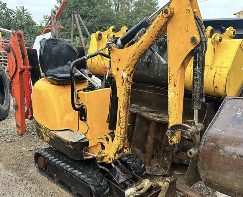 JCB 8008 CTS à 5900€ HT - מיני מחפר: תמונה 2 JCB 8008 CTS à 5900€ HT - מיני מחפר: תמונה 2