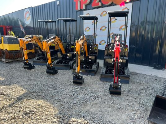 JPC KV12 minipelle - מיני מחפר: תמונה 2 JPC KV12 minipelle - מיני מחפר: תמונה 2
