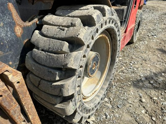 Manitou MSI35T à 19900 € HT - מלגזת סולר: תמונה 5 Manitou MSI35T à 19900 € HT - מלגזת סולר: תמונה 5